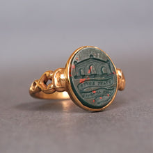 Load image into Gallery viewer, Antique Victorian intaglio signet ring with bloodstone in 14ct gold
