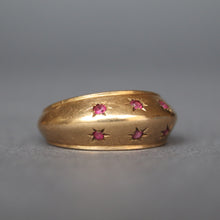 Load image into Gallery viewer, Vintage mid-century ruby ring with star setting in 18ct gold
