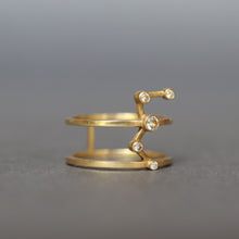 Load image into Gallery viewer, &#39;Cassiopeia&#39; diamond star ring by Sophie Bille Brahe in 18ct gold
