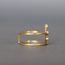 Load image into Gallery viewer, &#39;Cassiopeia&#39; diamond star ring by Sophie Bille Brahe in 18ct gold
