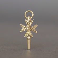 Load image into Gallery viewer, Antique Victorian era Maltese cross watch key in 14ct gold
