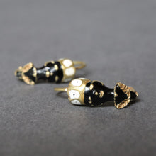 Load image into Gallery viewer, Vintage blackamoor earrings. Blackamoor earrings. Enamel blackamoor earrings. Moorish earrings. Moorish prince earrings. Vintage Moorish earrings. Mid-century earrings. Gold blackamoor earrings. 
