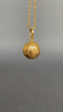 Load and play video in Gallery viewer, Vintage globe pendant with Florentine finish in 18ct gold
