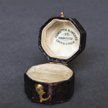 Load image into Gallery viewer, Antique hexagonal ring box in brown leather with velvet lining
