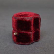 Load image into Gallery viewer, Velvet ring box. Antique velvet ring box. Victorian ring box. Victorian velvet ring box. Red velvet ring box. Burgundy velvet ring box. Shield shaped ring box. Vintage velvet ring box. Vintage red velvet ring box.
