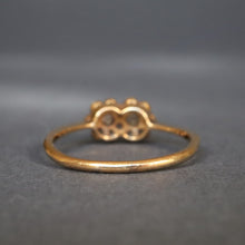 Load image into Gallery viewer, Vintage double daisy ring with diamonds in platinum &amp; 18ct gold
