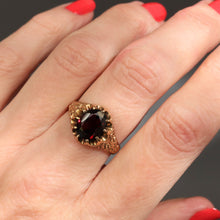 Load image into Gallery viewer, Antique Edwardian era belcher set garnet ring in 9ct gold
