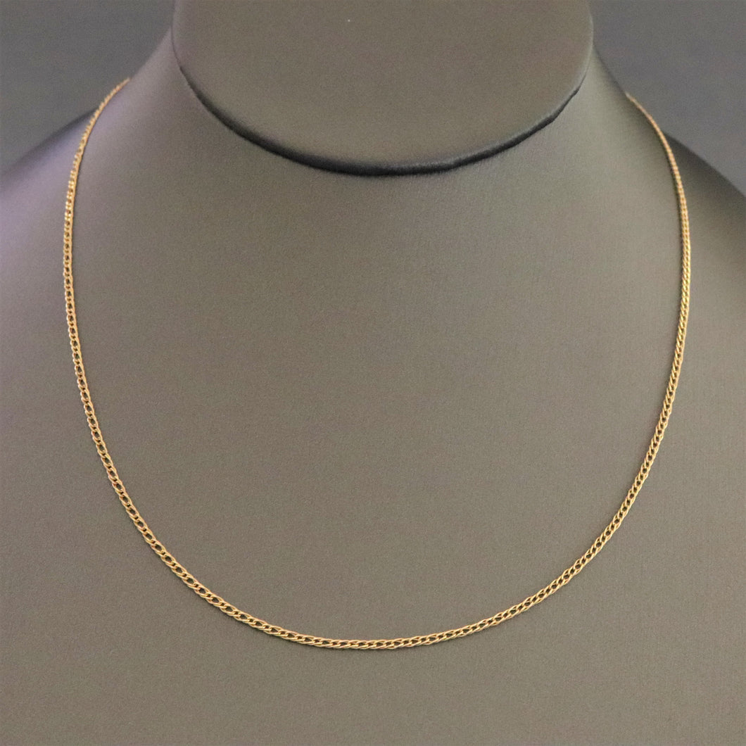 Vintage gold chain. Vintage fine chain. Vintage gold necklace. Vintage fine necklace. Vintage wheat link necklace. Vintage wheat link chain. Wheat link chain. Wheat link necklace. Vintage 14ct gold chain. Vintage 14k gold chain. Vintage 14k gold necklace. Vintage 14ct gold necklace.