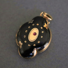 Load image into Gallery viewer, antique Victorian enamel ruby mourning memorial locket pendant 14k 14ct gold yellow quatrefoil oval black picture
