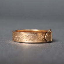 Load image into Gallery viewer, Antique Victorian buckle band with compartment in 18ct gold
