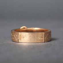 Load image into Gallery viewer, Antique Victorian buckle band with compartment in 18ct gold
