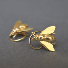 Load image into Gallery viewer, Vintage gold earrings. Vintage insect earrings. Vintage been earrings. Vintage fly earrings. Vintage figural earrings. Bee earrings. Fly earrings. Insect earrings. Gold bee earrings. Gold fly earrings. Gold insect earrings. Whimsical earrings. Quirky earrings. Whimsical jewelry. Quirky jewelry. Whimsical jewellery. Quirky jewellery.
