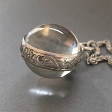 Load image into Gallery viewer, Vintage &#39;Pool of Light&#39; locket with twist chain in sterling silver
