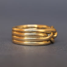 Load image into Gallery viewer, Antique Victorian era wide four-band knot ring in 18ct gold
