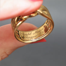 Load image into Gallery viewer, Antique Victorian era wide four-band knot ring in 18ct gold
