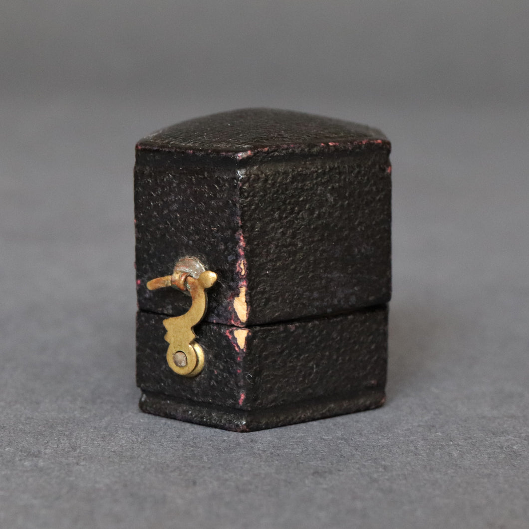 Hexagon shaped box. Hexagon shaped ring box. Antique ring box. Antique ring box. Vintage hexagon shaped ring box. Antique leather ring box. Leather ring box. Black leather ring box. Antique black ring box.