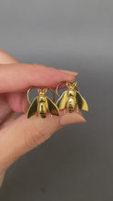 Load and play video in Gallery viewer, Vintage bee figural drop earrings in 9ct gold
